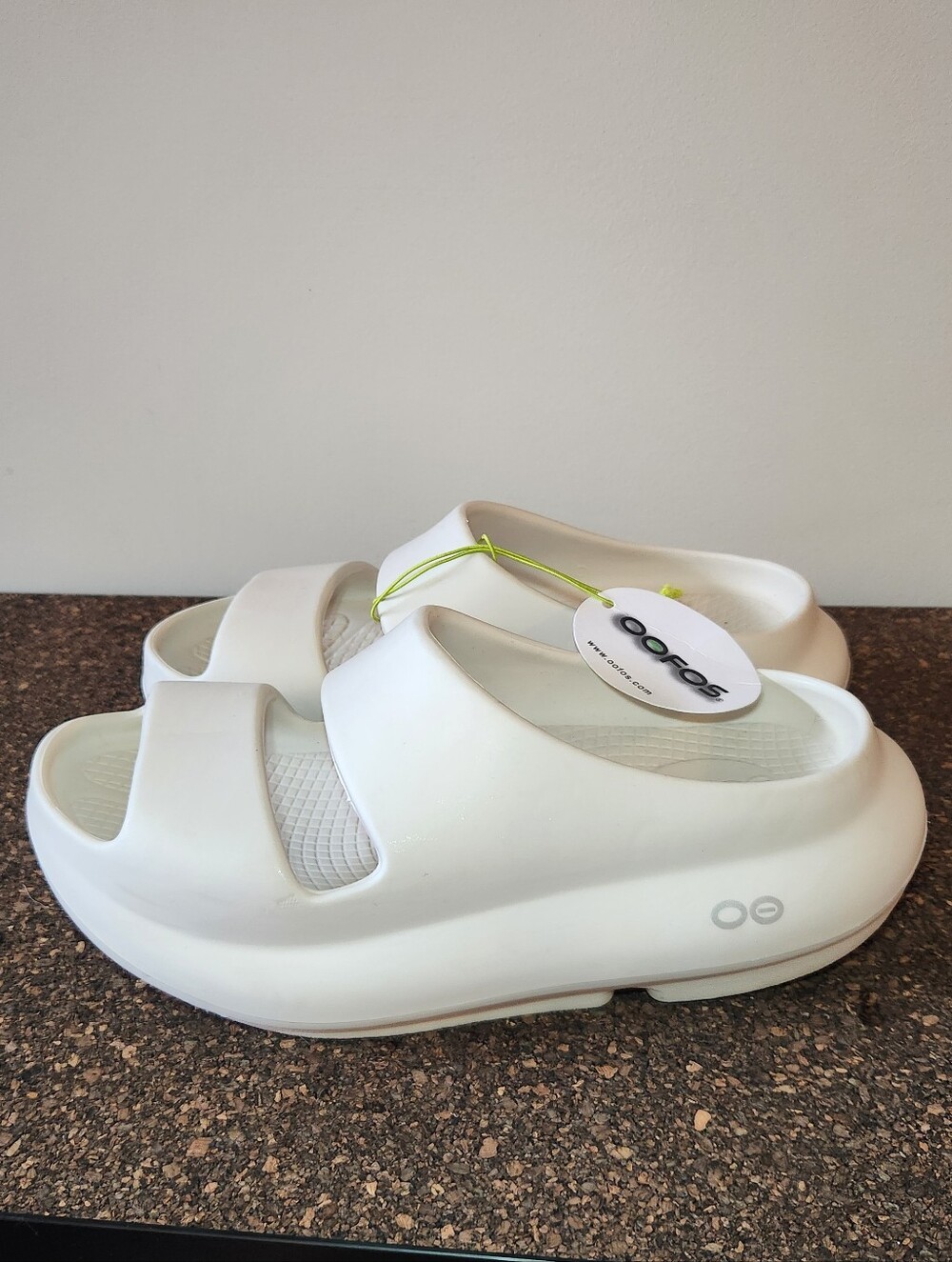 OOFOS OOYEA Recovery Slide Womens Size 7